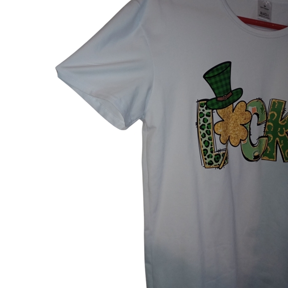 St. Patrick's Day Novelty "Lucky" T-Shirt Festive Holiday Leprechaun Hat Comfy - Picture 3 of 9